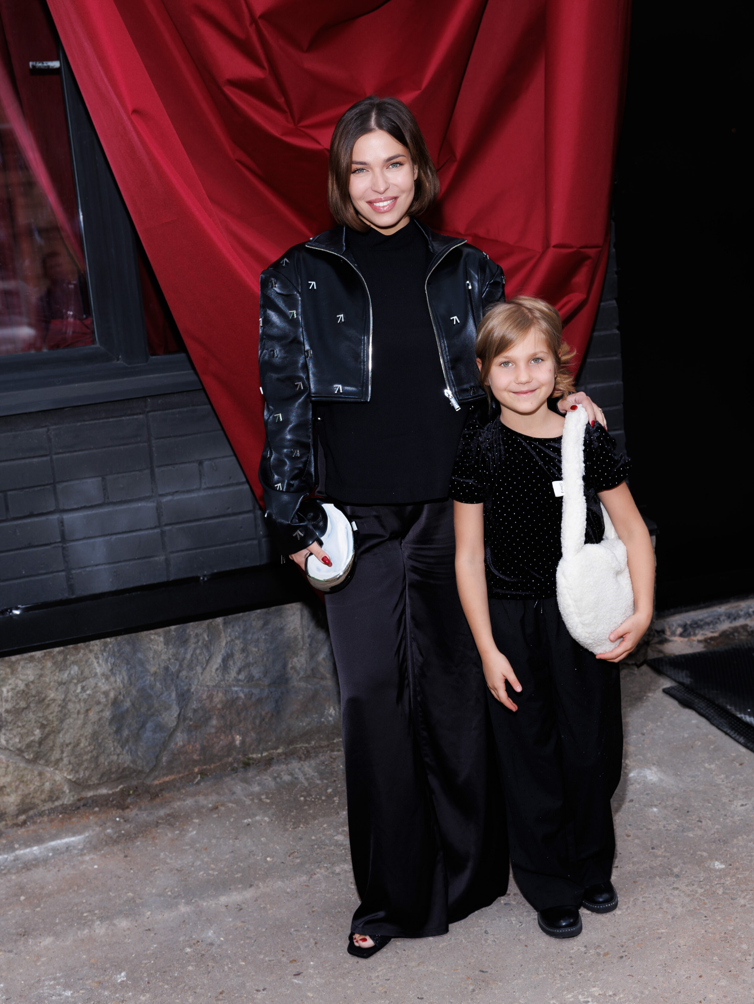 Ирина Чайковская, Глафира Тарханова, Иван Жвакин и другие звезды на премьере циркового варьете Le Vertige