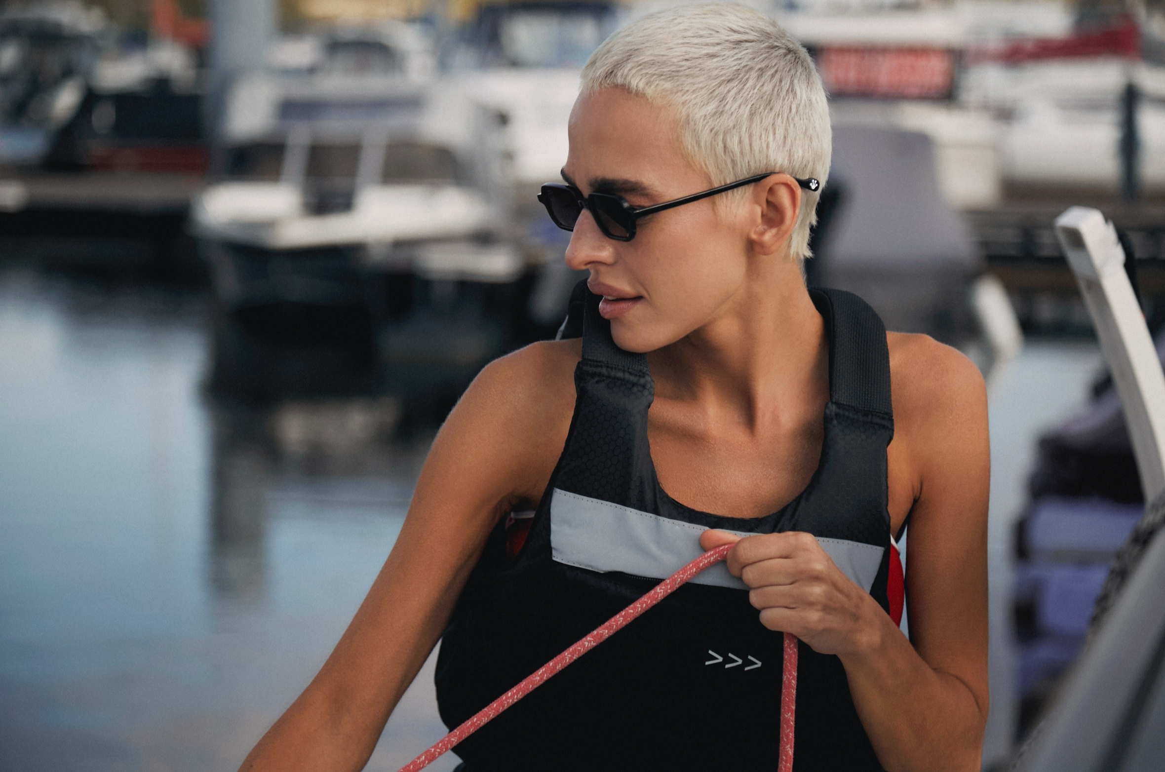 Бренд солнцезащитных очков Belle Frog провели совместную съемку с парусным сообществом Сила ветра Казань