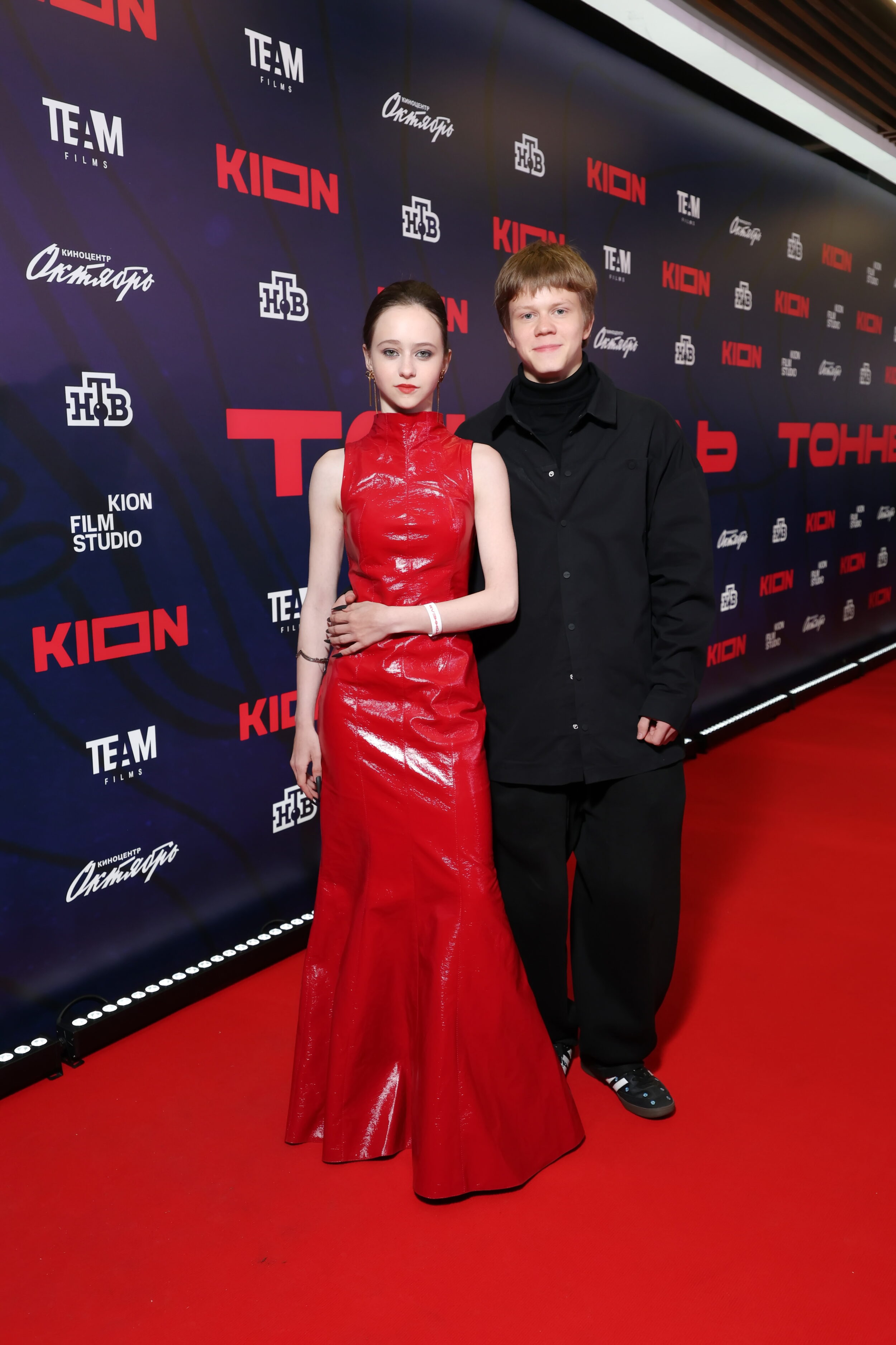 Елизавета Боярская, Сергей Гилев, Станислав Дужников, Таисья Калинина и другие звезды на светской премьере сериала «Тоннель»