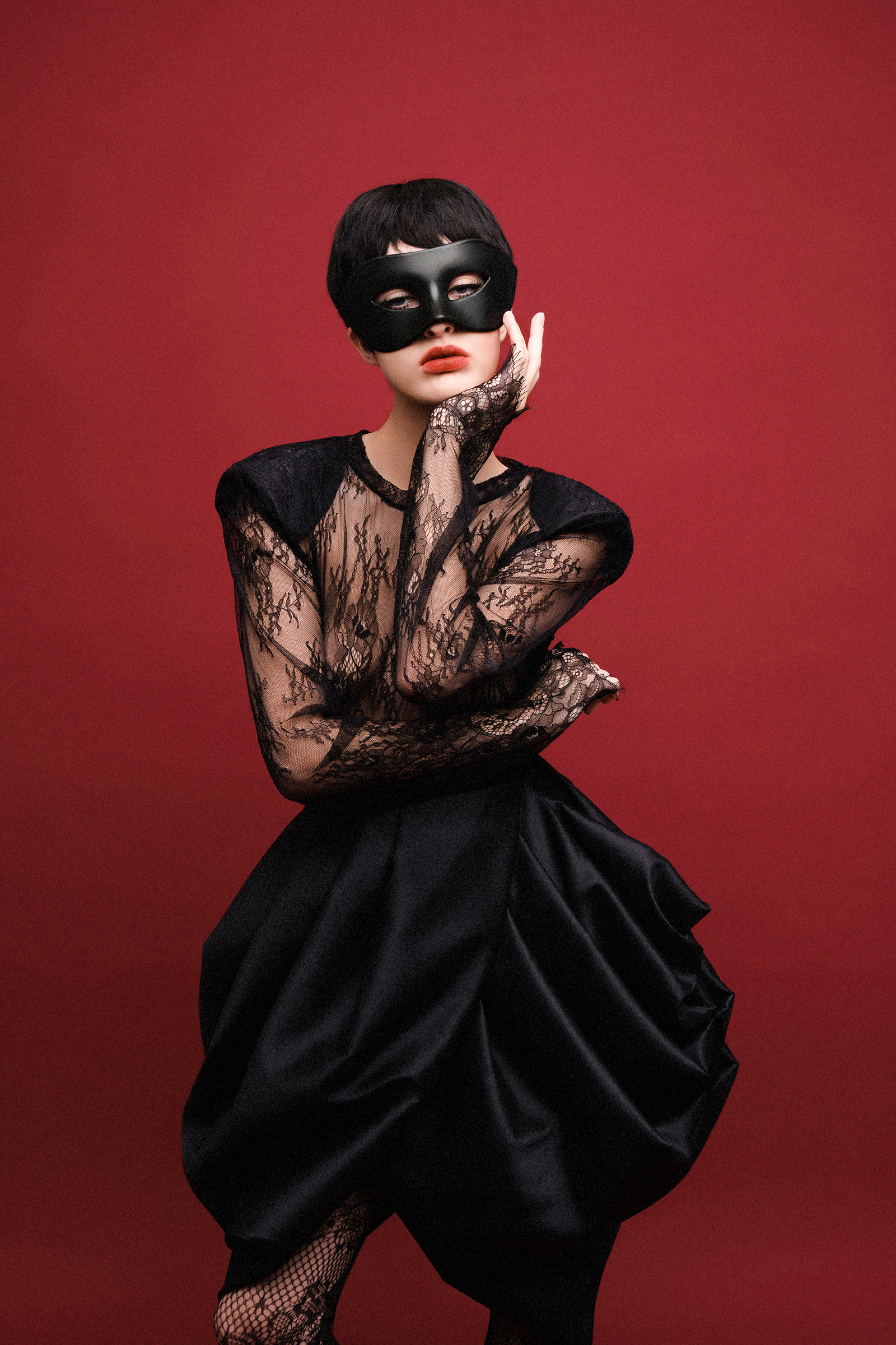 Когда мода — это шоу: премьера коллекции Au Cabaret от Yana Besfamilnaya