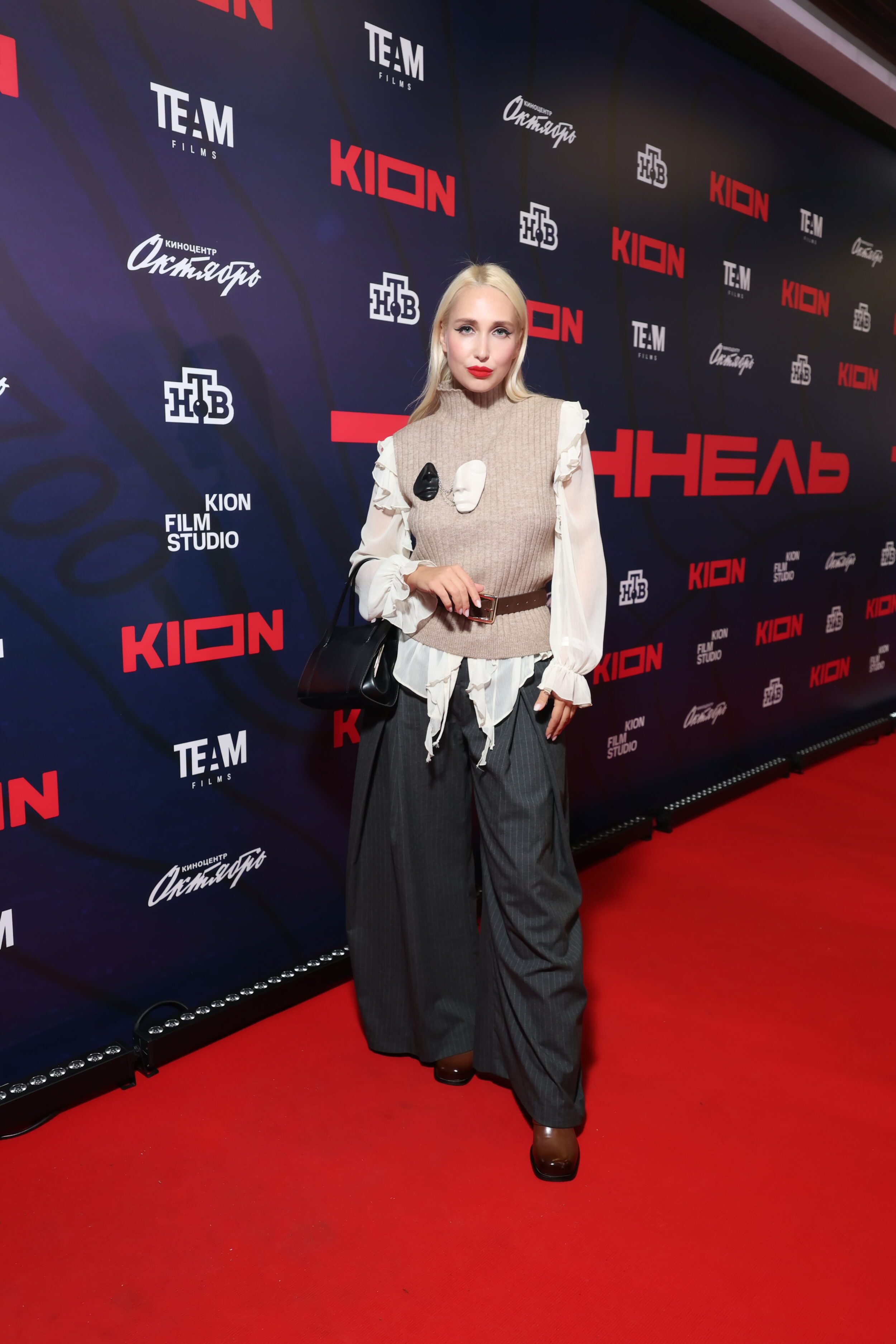 Елизавета Боярская, Сергей Гилев, Станислав Дужников, Таисья Калинина и другие звезды на светской премьере сериала «Тоннель»