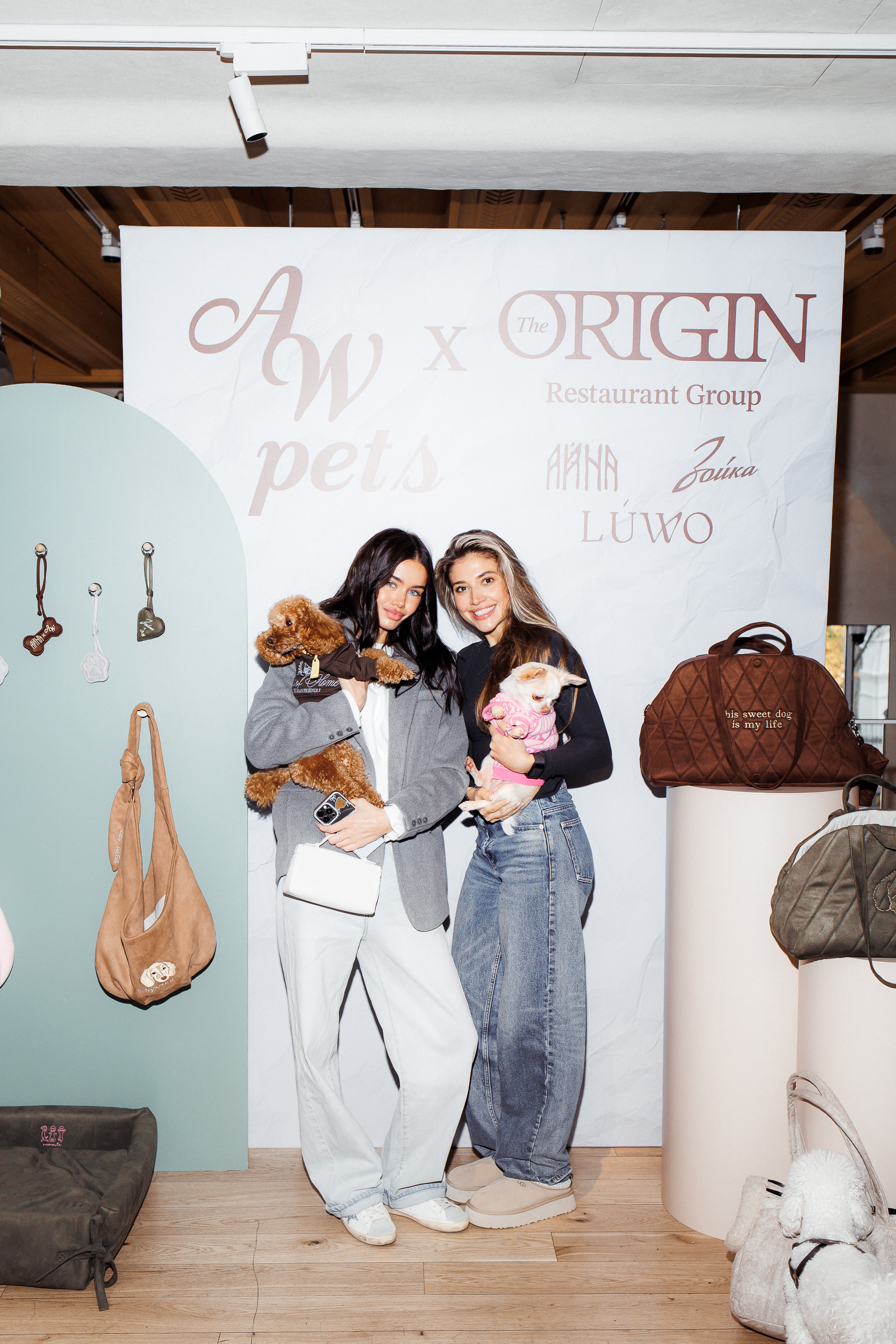 Валерия Кашапова, Ульяна Медведюк, Марина Хрипина и другие на коллаборации Around the World Pets х ORIGIN