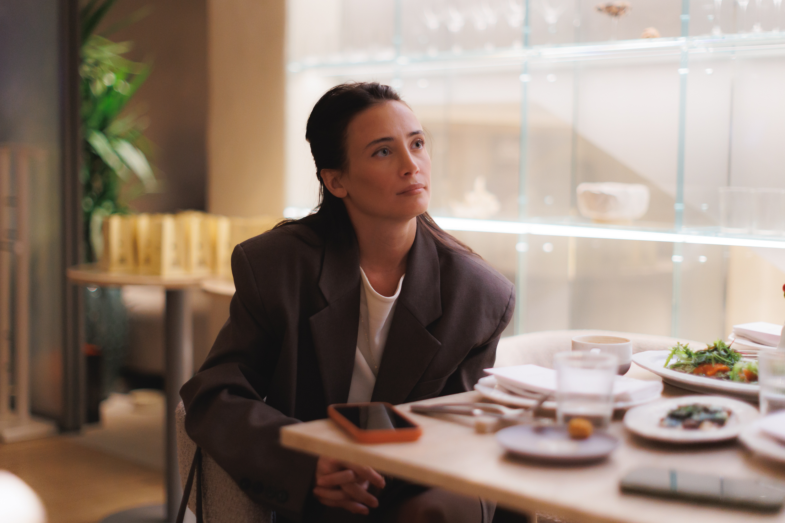 Валерия Кашапова, Ульяна Медведюк, Марина Хрипина и другие на коллаборации Around the World Pets х ORIGIN