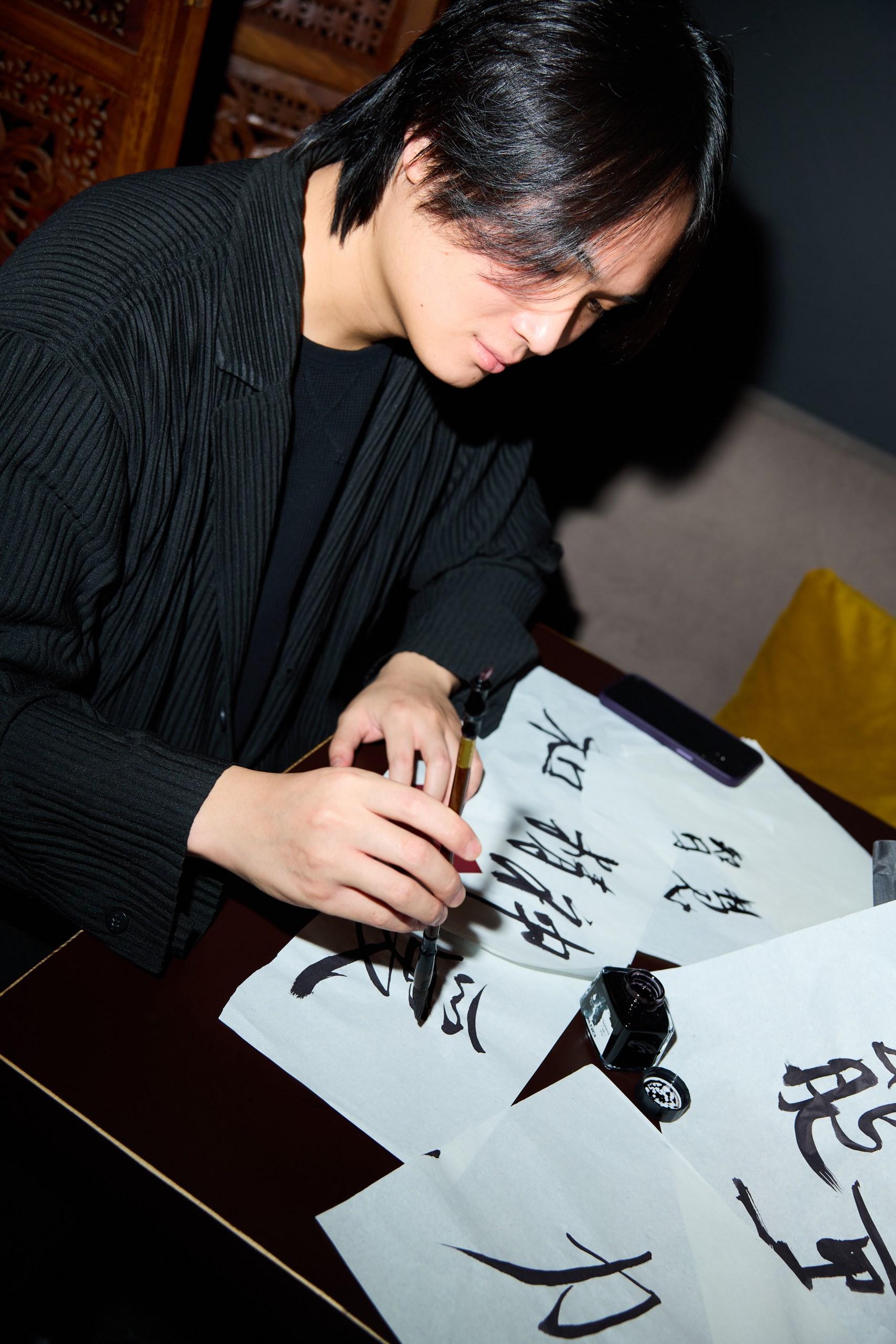 Каллиграфия, танец и ритуалы Востока на вечере Artisté x Speak Low