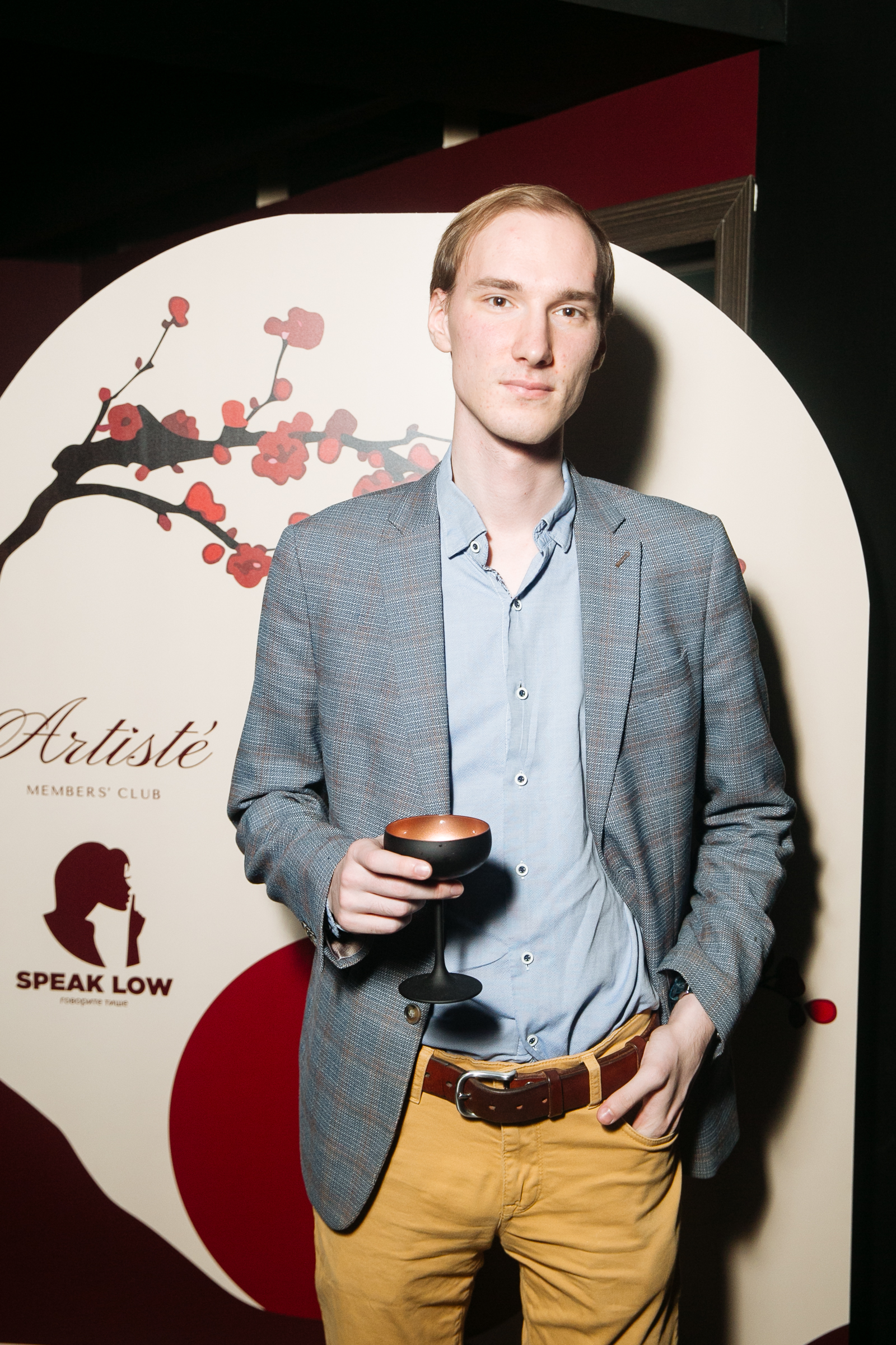 Каллиграфия, танец и ритуалы Востока на вечере Artisté x Speak Low