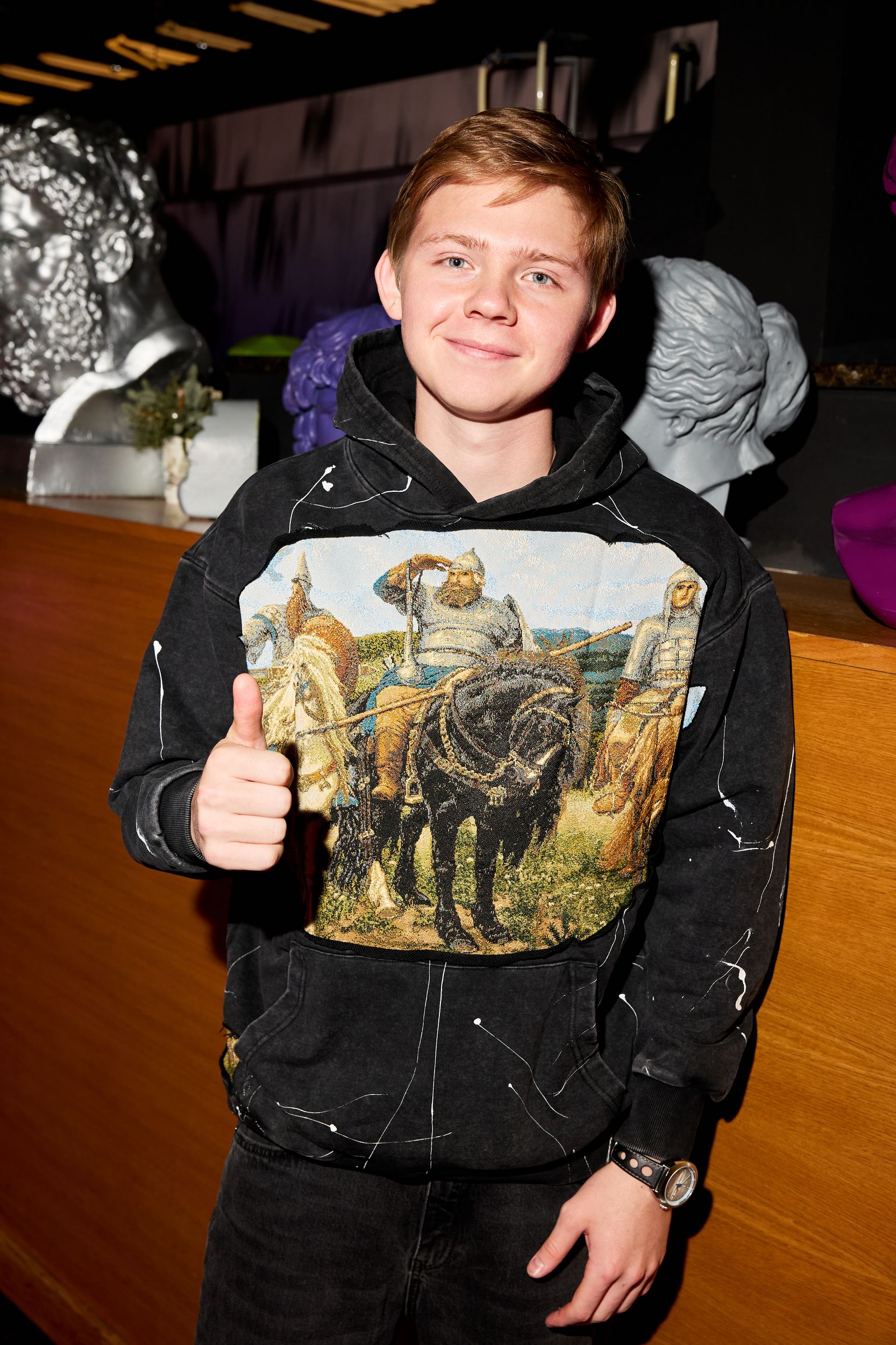 Диалог поколений и личная формула успеха: в Москве представили шоу «Суперпозиция»