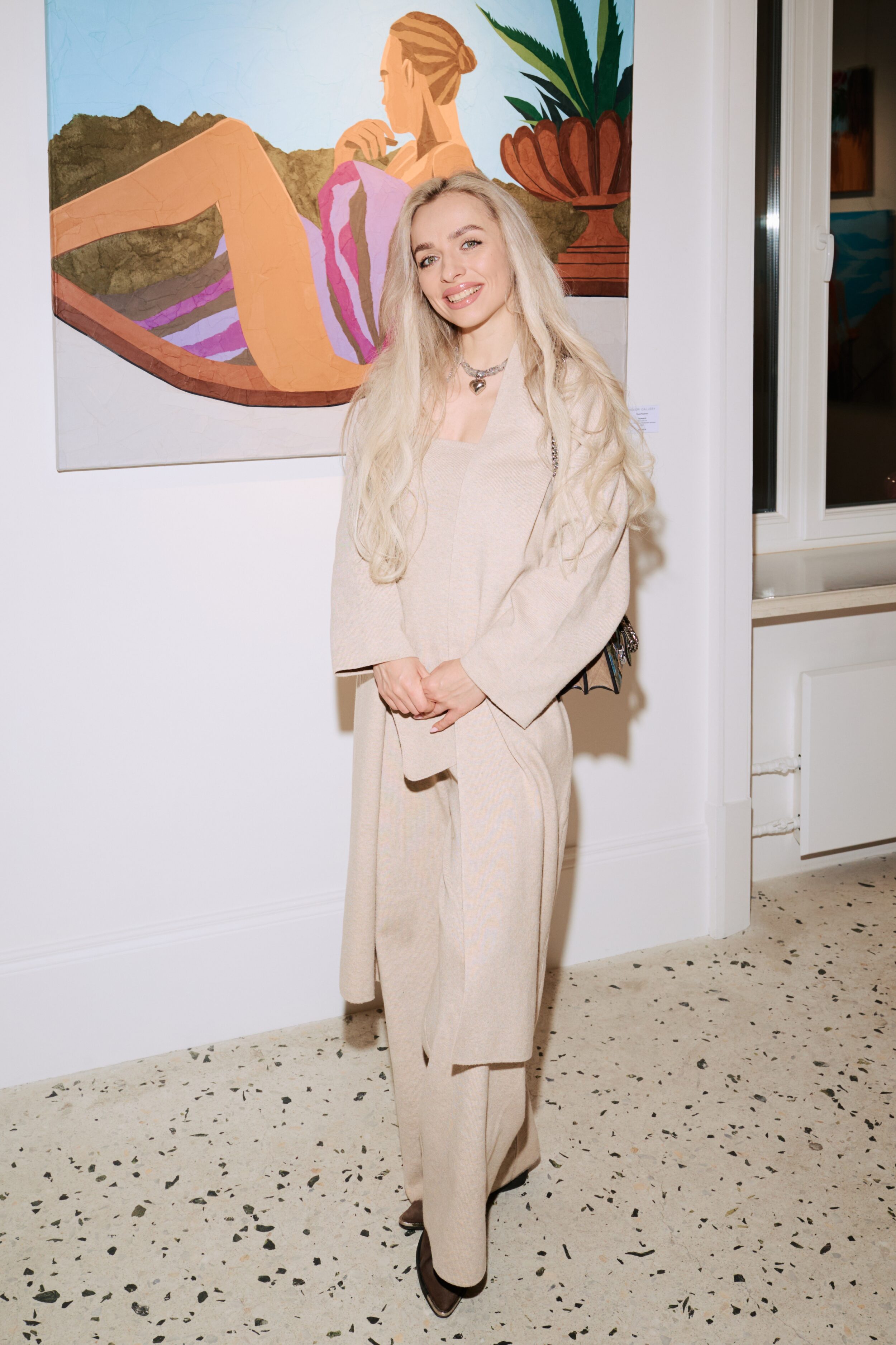 Адель Бикулова, Маша Руденко, Кристина Левиева и другие гости открытия выставки «Тишина вселенной» в ASKERI GALLERY