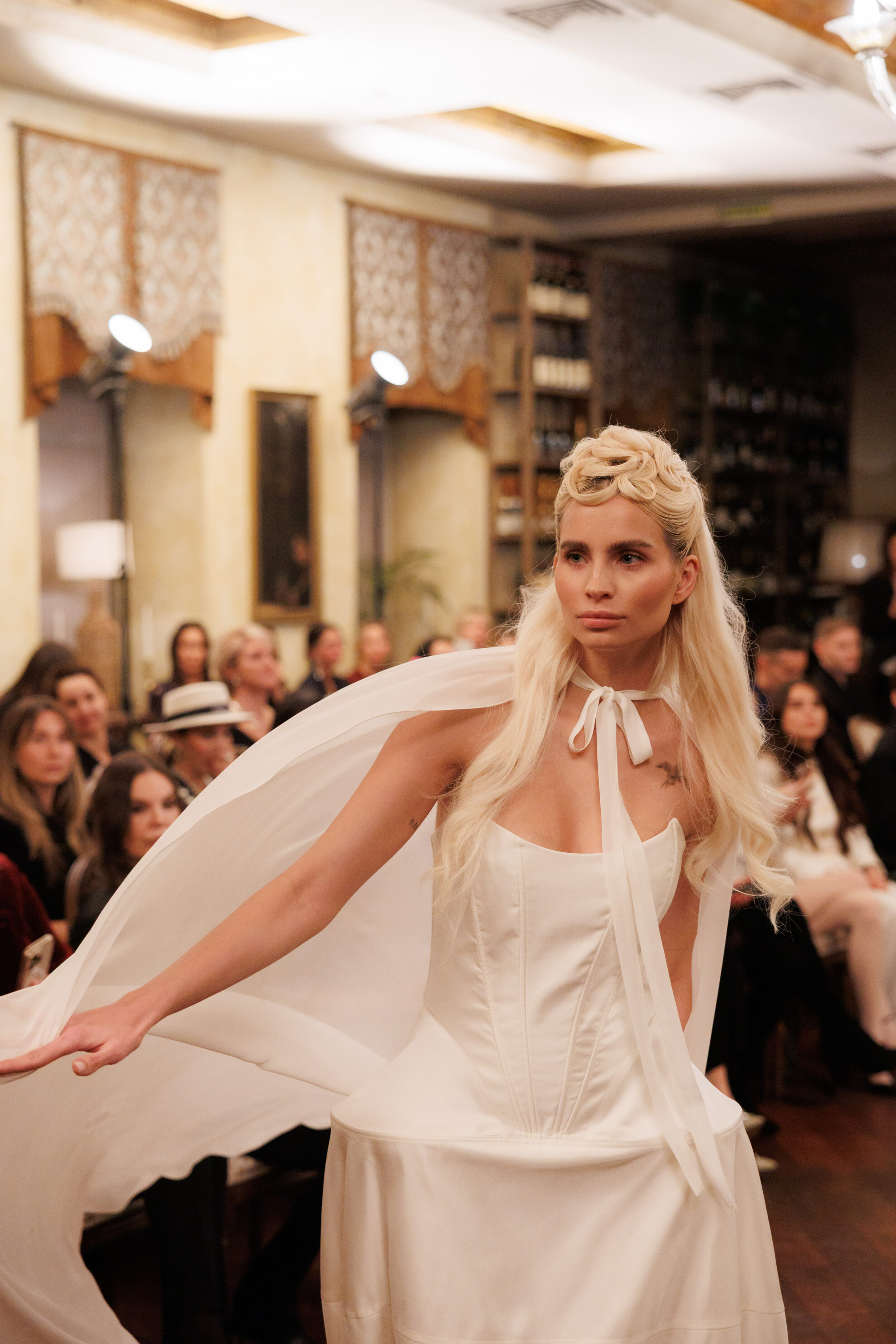 Алина Ковалева, Юлианна Винер, Константин Андрикопулос и другие гости вечерней и кутюрной коллекции Galina Podzolko в Bistrot