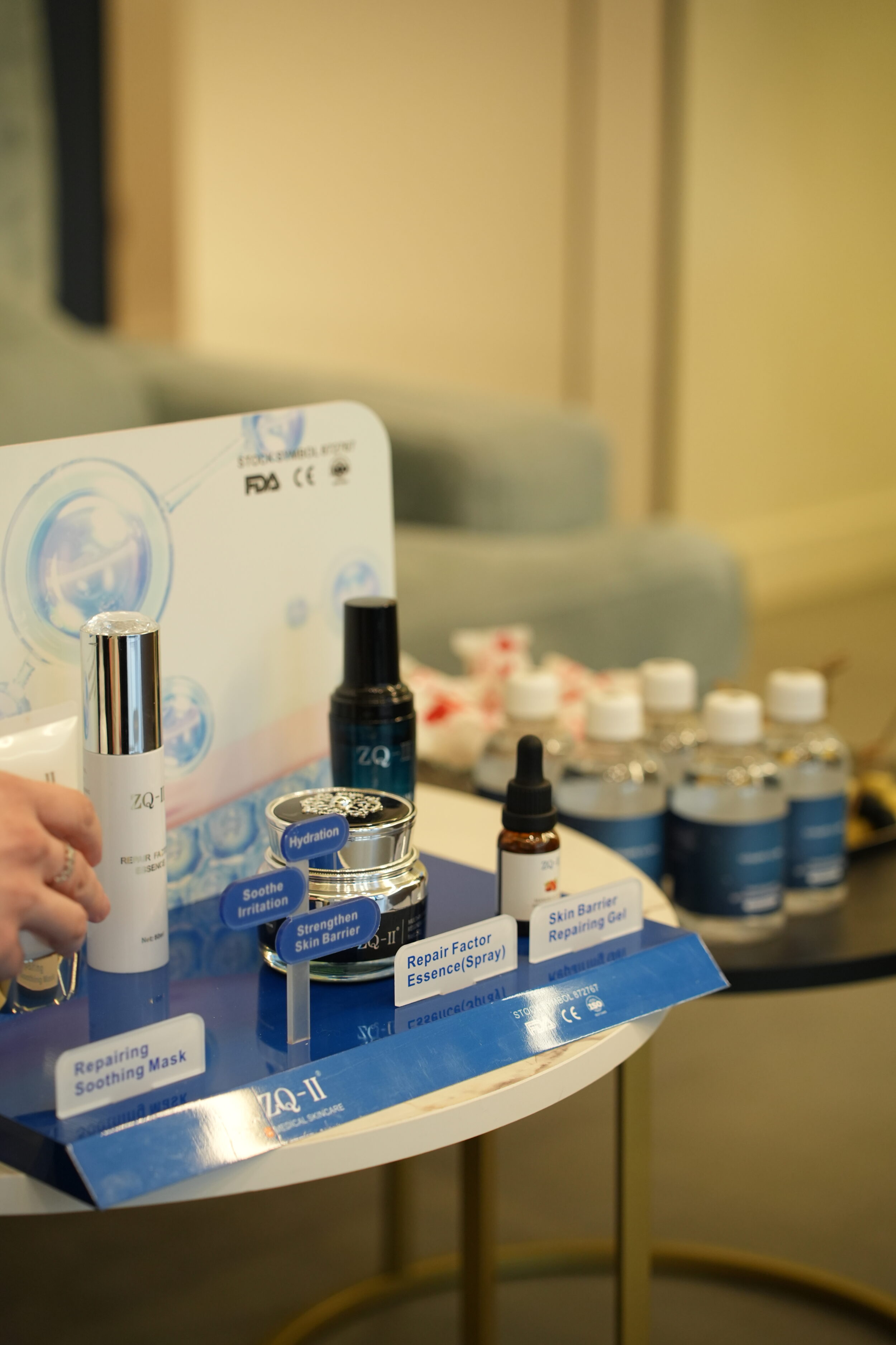 ZQ и Cosmes Clinic: формула дня, где главная роль — у профессиональной красоты