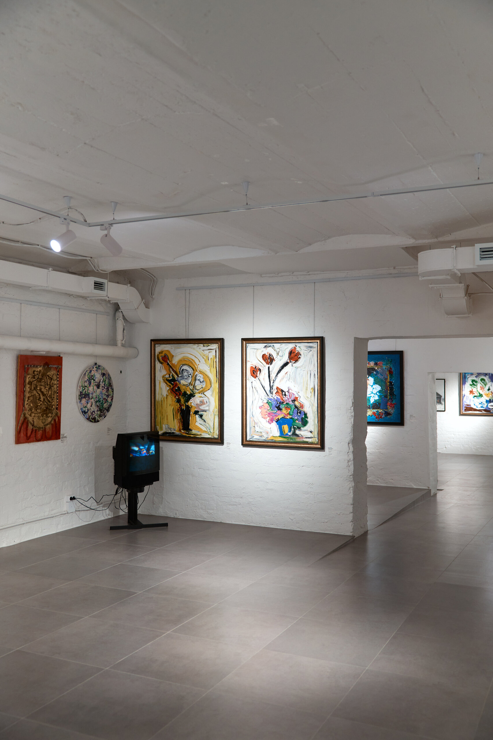 Валерия Гай Германика, Катя Медведева, Василий Церетели и другие на открытии нового пространства современного искусства Eva Gallery