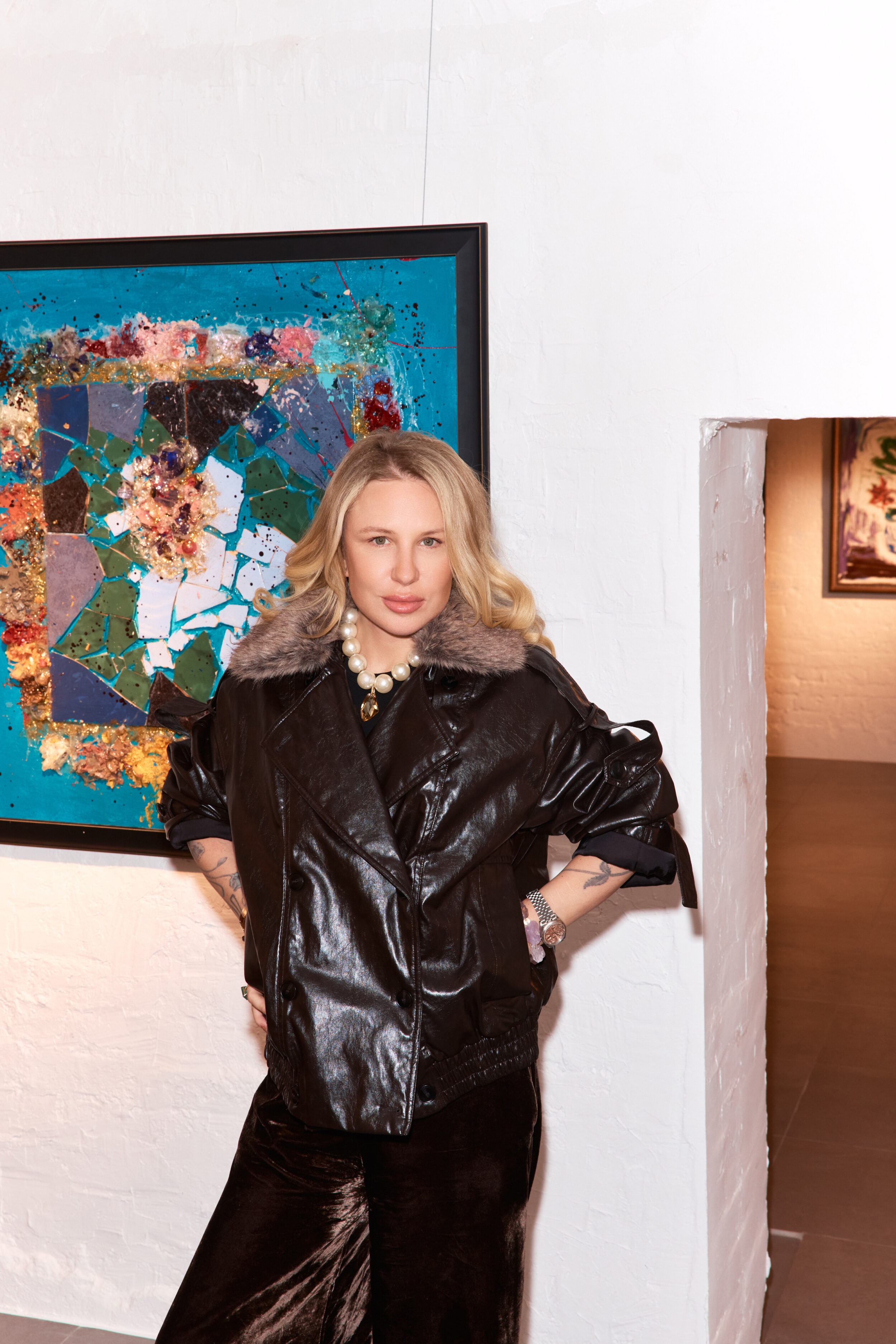 Валерия Гай Германика, Катя Медведева, Василий Церетели и другие на открытии нового пространства современного искусства Eva Gallery