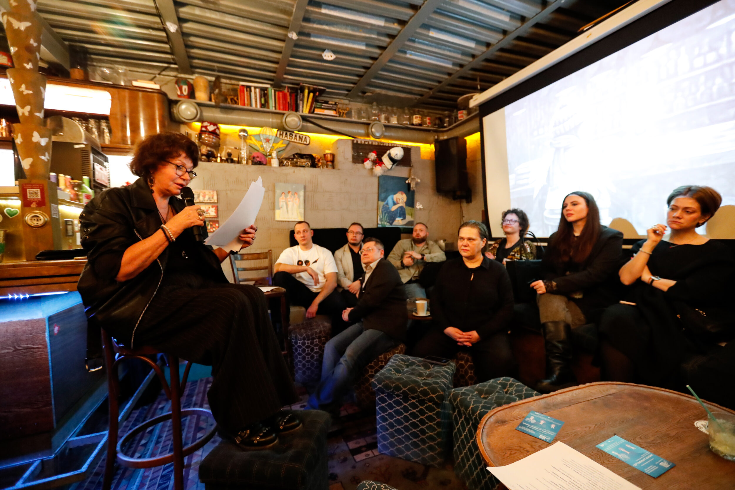 Нетипичная презентация романа Алексея Френкеля и огненный литературный проект