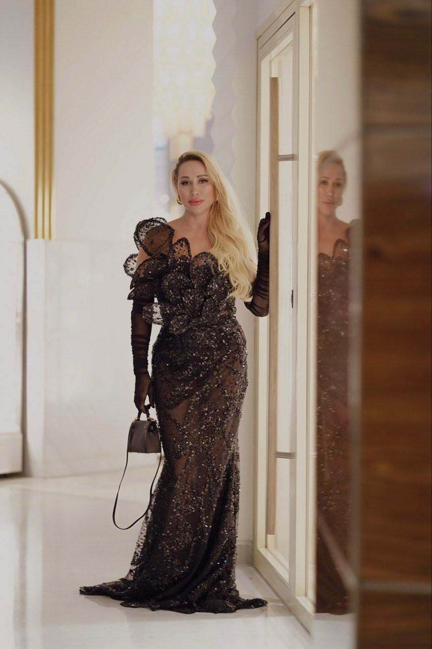 Элина Ладыченко — о жизни между Москвой и Испанией и своей внутренней системе координат