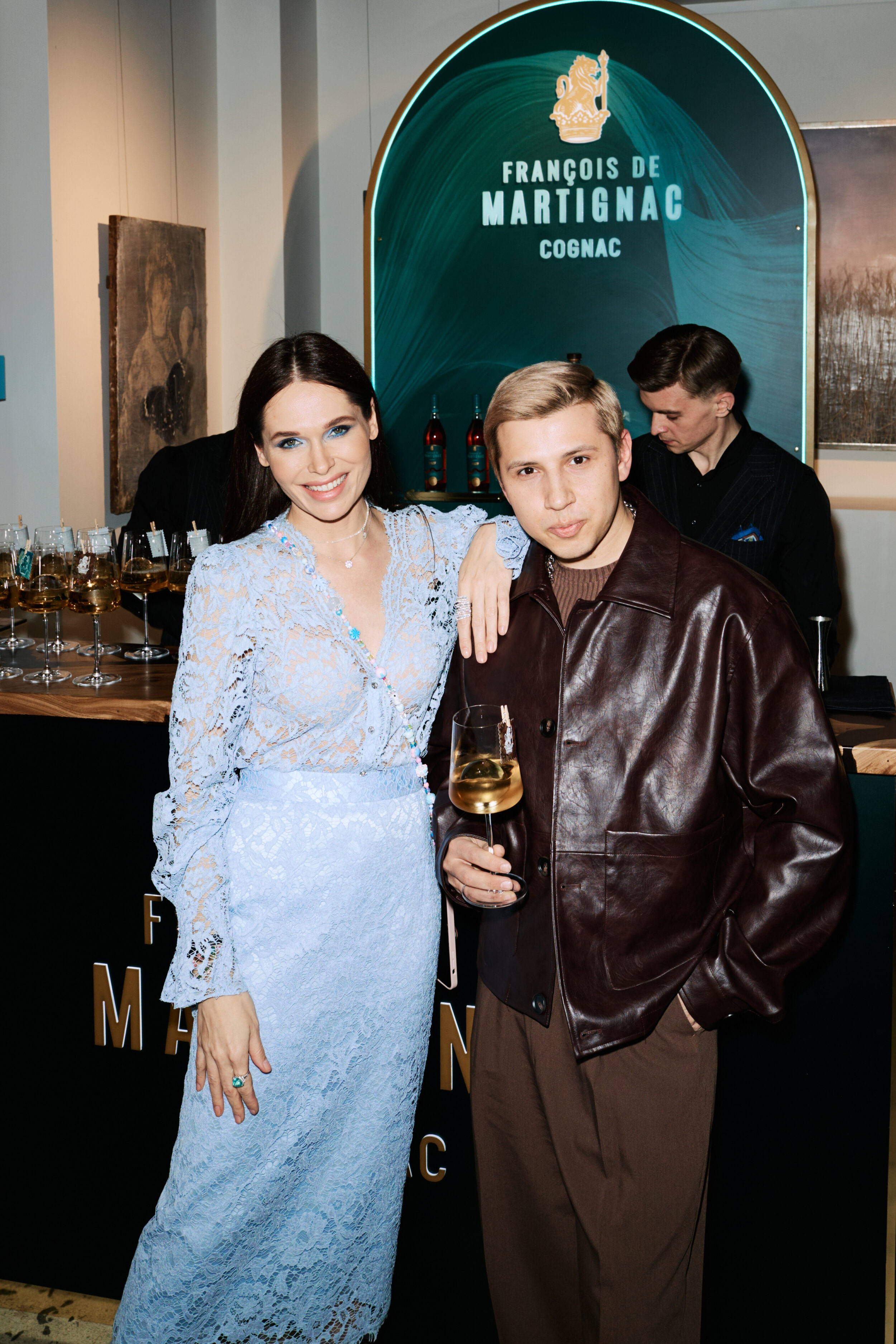 В ритме искусства: ASKERI GALLERY отпраздновала 10-летие открытием выставки «ПОЧЕРК ПЕРА»