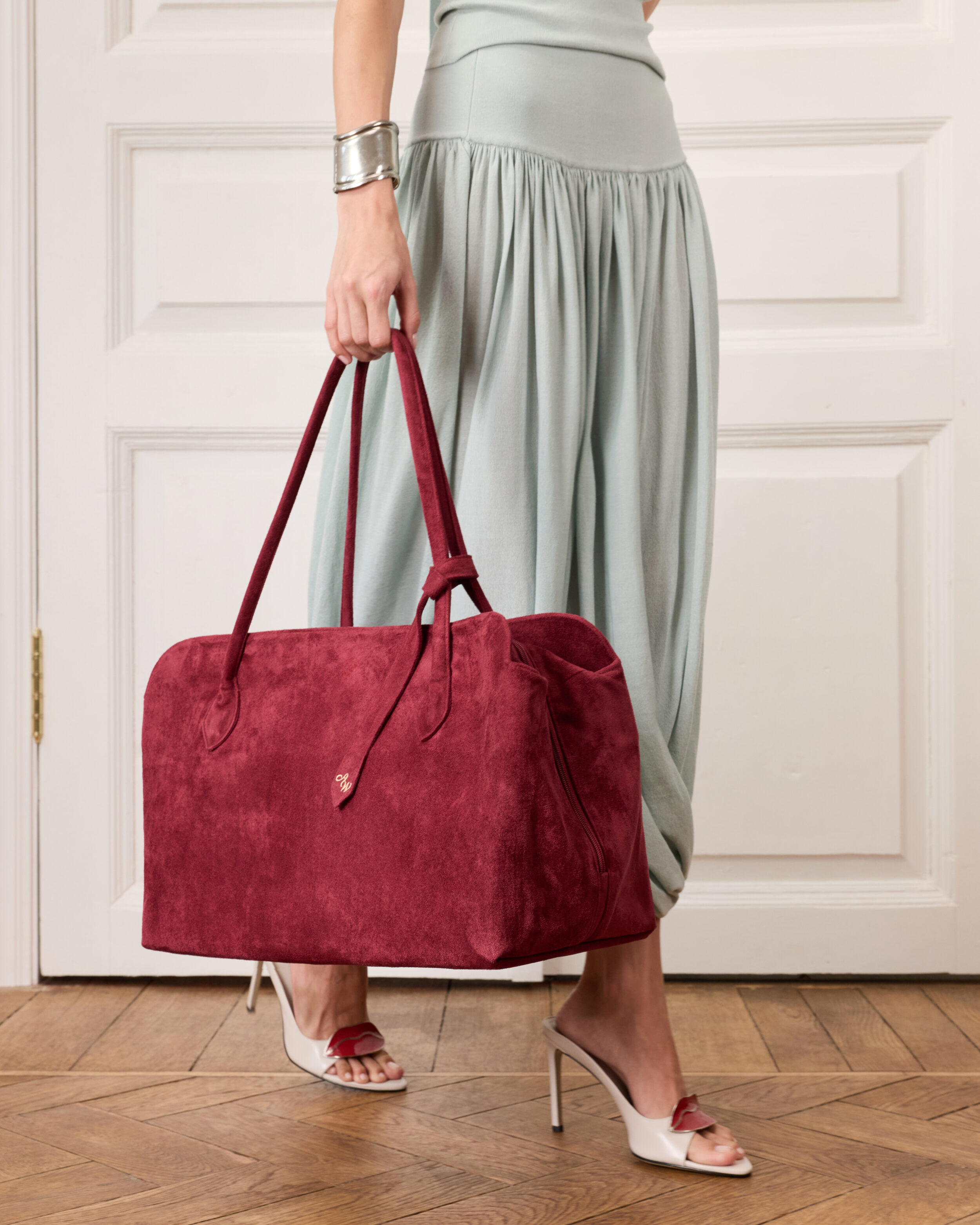 Сумка Prime Bag — новая базовая модель Around the World с возможностью персонализации